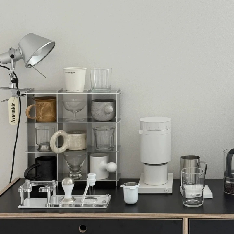 Scaffale Minimalista in Lega d - Kitchen Zo recensione e prezzo